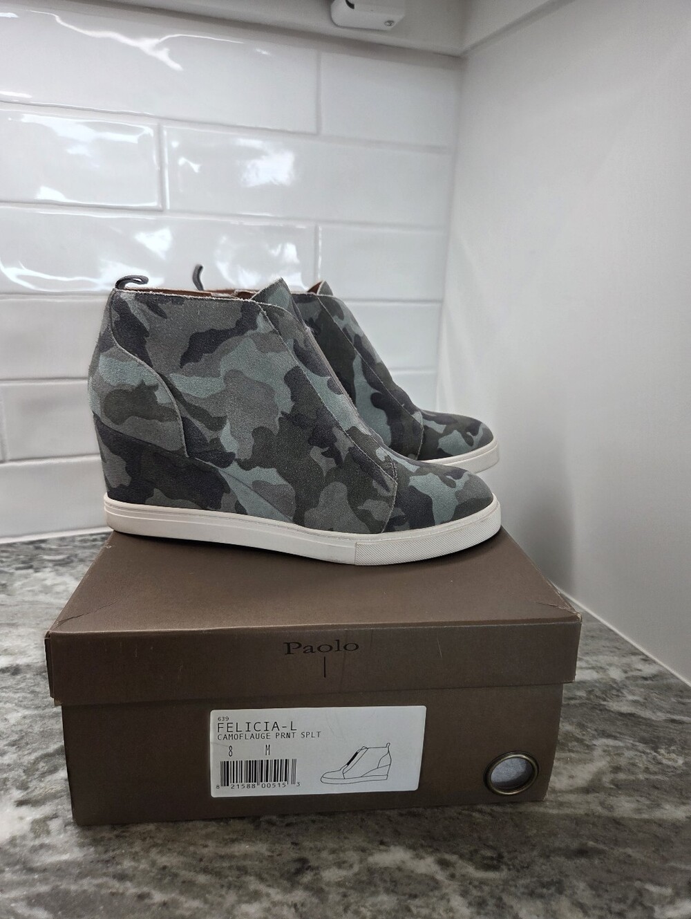 Linea Paolo Felicia Wedge Sneaker Camouflage Suede Sz 8 - Picture 3 of 6
